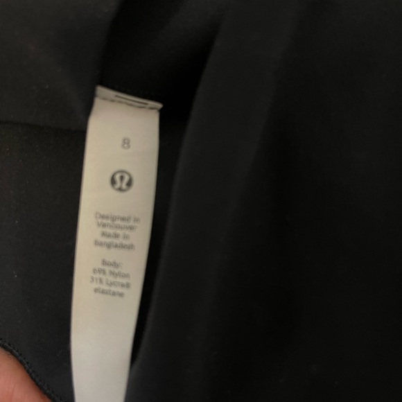 Lululemon wunder unders sz 8 black New without tags - Picture 2 of 3
